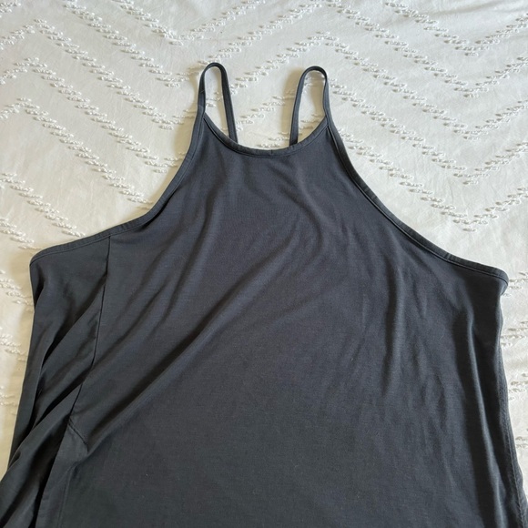 • [Athleta] Explore Tank • - Picture 3 of 13